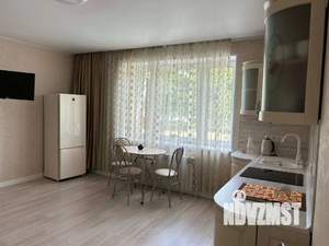 1-к квартира, посуточно, 60м2, 1/1 этаж