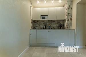 1-к квартира, посуточно, 43м2, 1/6 этаж