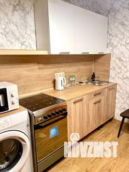 1-к квартира, посуточно, 38м2, 2/10 этаж