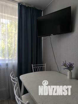 2-к квартира, посуточно, 45м2, 1/5 этаж