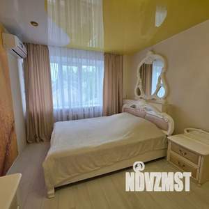 1-к квартира, посуточно, 40м2, 3/4 этаж