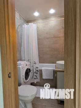 1-к квартира, посуточно, 37м2, 4/7 этаж