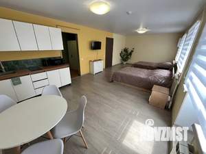 Студия квартира, посуточно, 50м2, 1/5 этаж