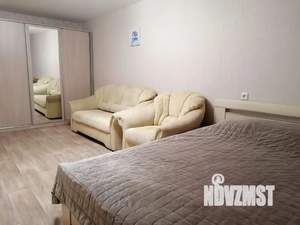 1-к квартира, посуточно, 38м2, 1/9 этаж