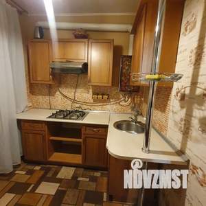 2-к квартира, посуточно, 48м2, 4/5 этаж