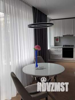 1-к квартира, посуточно, 55м2, 2/4 этаж