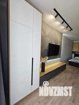 Студия квартира, посуточно, 42м2, 4/6 этаж