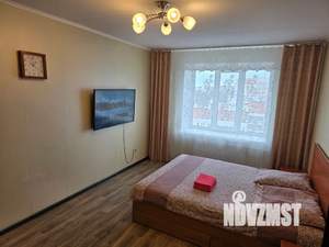 1-к квартира, посуточно, 34м2, 8/10 этаж