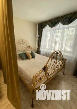 1-к квартира, посуточно, 40м2, 1/9 этаж