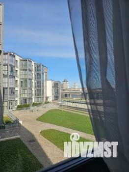 Студия квартира, посуточно, 42м2, 2/6 этаж