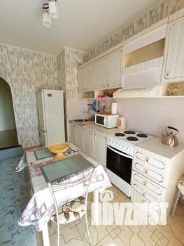 1-к квартира, посуточно, 38м2, 3/9 этаж