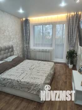 1-к квартира, посуточно, 32м2, 4/9 этаж