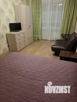 1-к квартира, посуточно, 33м2, 4/9 этаж