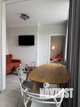 1-к квартира, посуточно, 40м2, 3/3 этаж