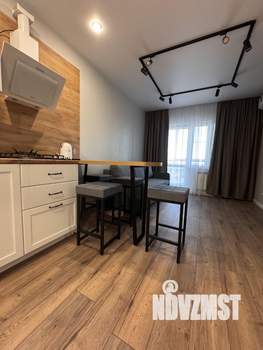 1-к квартира, посуточно, 37м2, 7/10 этаж