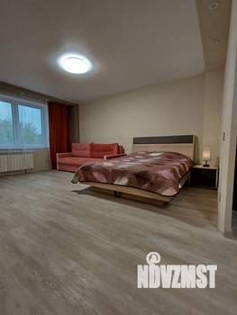 1-к квартира, посуточно, 42м2, 4/5 этаж