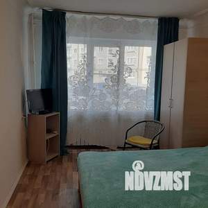 1-к квартира, посуточно, 32м2, 1/4 этаж