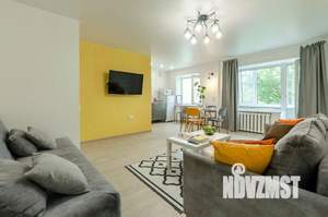 2-к квартира, посуточно, 45м2, 1/1 этаж