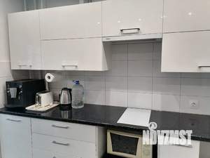 Студия квартира, посуточно, 35м2, 5/10 этаж