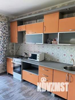 1-к квартира, посуточно, 38м2, 3/10 этаж
