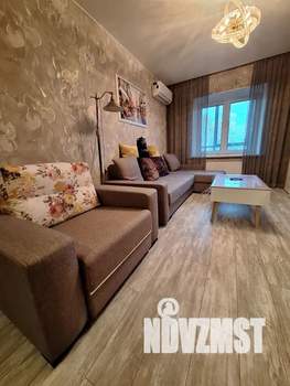 1-к квартира, посуточно, 38м2, 3/6 этаж