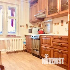 1-к квартира, посуточно, 39м2, 5/5 этаж