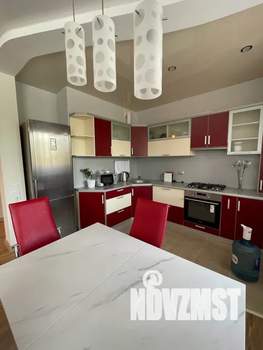 2-к квартира, посуточно, 77м2, 4/10 этаж