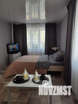 1-к квартира, посуточно, 37м2, 1/3 этаж