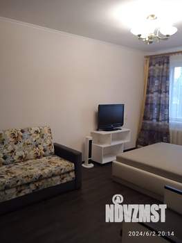 1-к квартира, посуточно, 36м2, 1/10 этаж