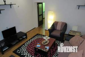 2-к квартира, посуточно, 50м2, 1/2 этаж