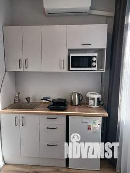 Студия квартира, посуточно, 18м2, 2/2 этаж