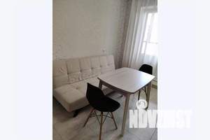 1-к квартира, посуточно, 40м2, 6/9 этаж