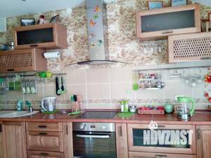 Студия квартира, посуточно, 44м2, 3/3 этаж