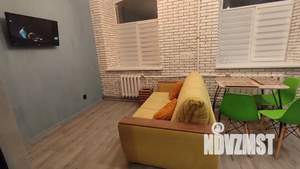 2-к квартира, посуточно, 40м2, 1/2 этаж