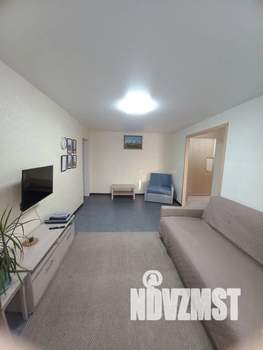 2-к квартира, посуточно, 43м2, 2/4 этаж