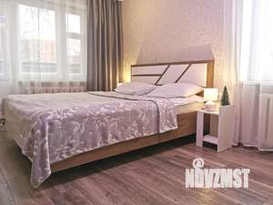 1-к квартира, посуточно, 33м2, 4/4 этаж