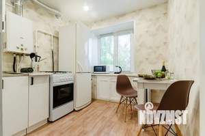 1-к квартира, посуточно, 37м2, 4/5 этаж