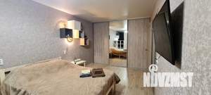 1-к квартира, посуточно, 38м2, 7/10 этаж
