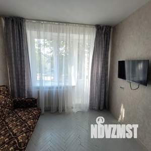 2-к квартира, посуточно, 45м2, 3/3 этаж