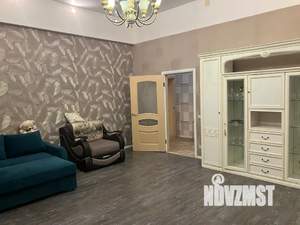 2-к квартира, посуточно, 105м2, 1/2 этаж