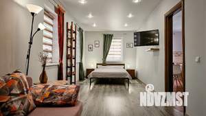1-к квартира, посуточно, 50м2, 1/2 этаж