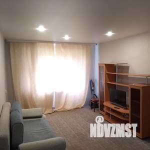 1-к квартира, посуточно, 36м2, 3/9 этаж