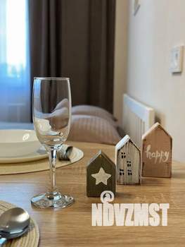 Студия квартира, посуточно, 25м2, 1/12 этаж