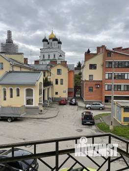 3-к квартира, на длительный срок, 90м2, 1/3 этаж