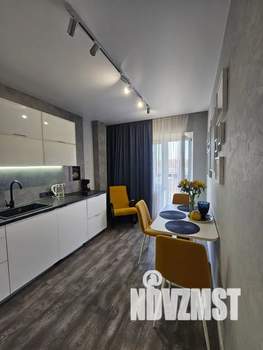 1-к квартира, посуточно, 38м2, 3/6 этаж