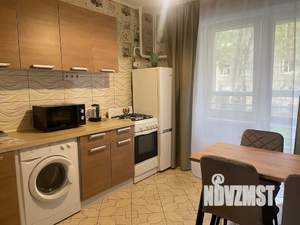 1-к квартира, посуточно, 40м2, 2/5 этаж