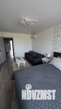 1-к квартира, посуточно, 40м2, 7/9 этаж