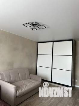 1-к квартира, посуточно, 38м2, 5/5 этаж