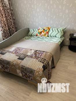 1-к квартира, посуточно, 35м2, 1/9 этаж