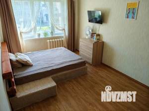 1-к квартира, посуточно, 40м2, 2/5 этаж